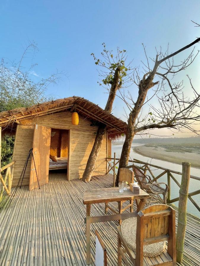 Happy Lemon Tree Lodge Sauraha Exteriér fotografie