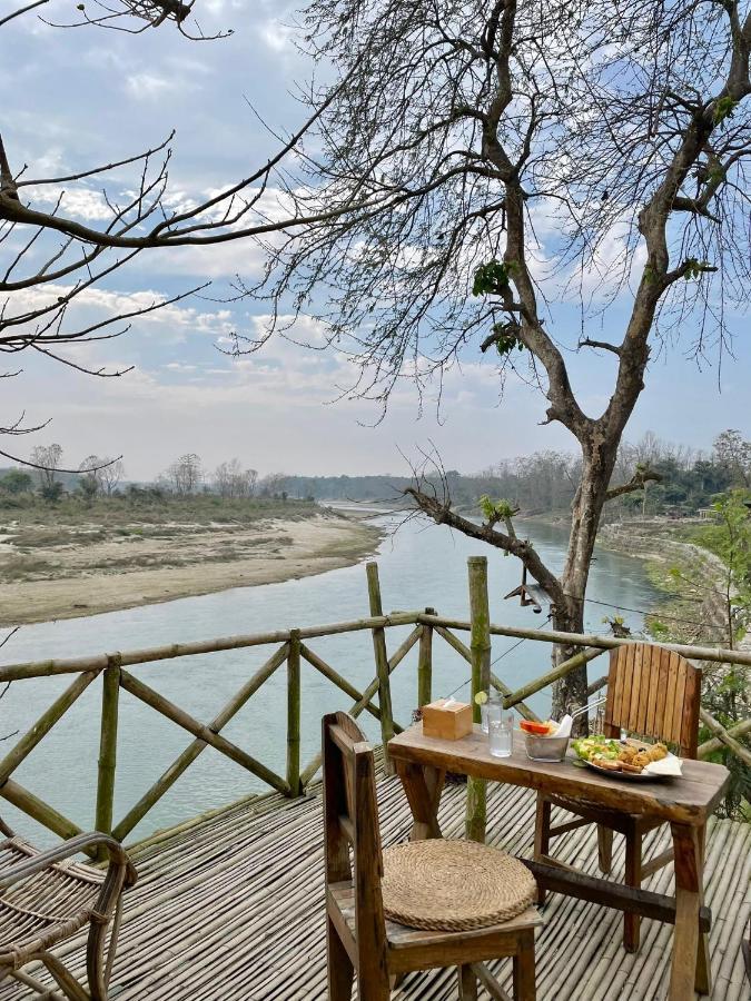 Happy Lemon Tree Lodge Sauraha Exteriér fotografie